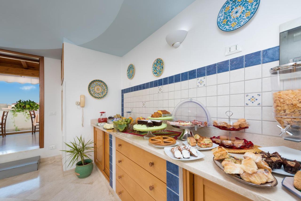 Hotel Halimeda Сан-Вито-Ло-Капо Экстерьер фото